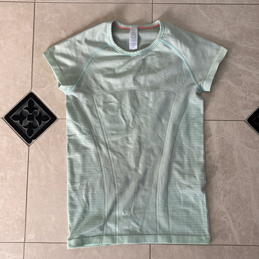 Ivivva short sleeve (kids)